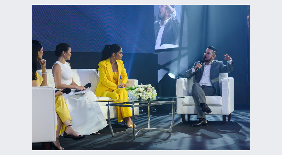 Dr. Irene Gaile Robredo-Vitas , Event Host Issa Litton, Miss Universe 2015 Pia Wurtzbach, Ultherapy Brand Ambassador, Dr. Ed Tolentino